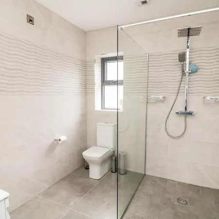 Old Field House ニュー・ロス