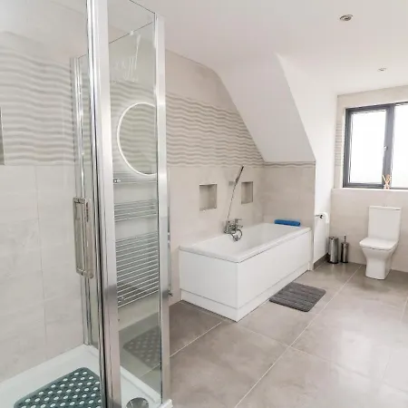 別荘 Old Field House *